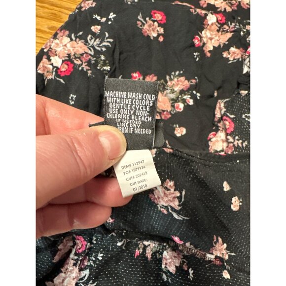 Torrid Womens Floral Ruffle Sleeveless Button-Down Blouse Size 2X - Picture 7 of 8